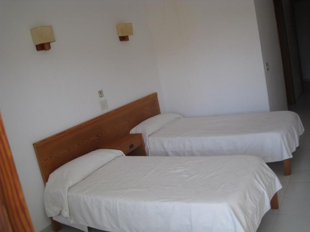 Hostal Casa Bauza كالا راتخاذا الغرفة الصورة